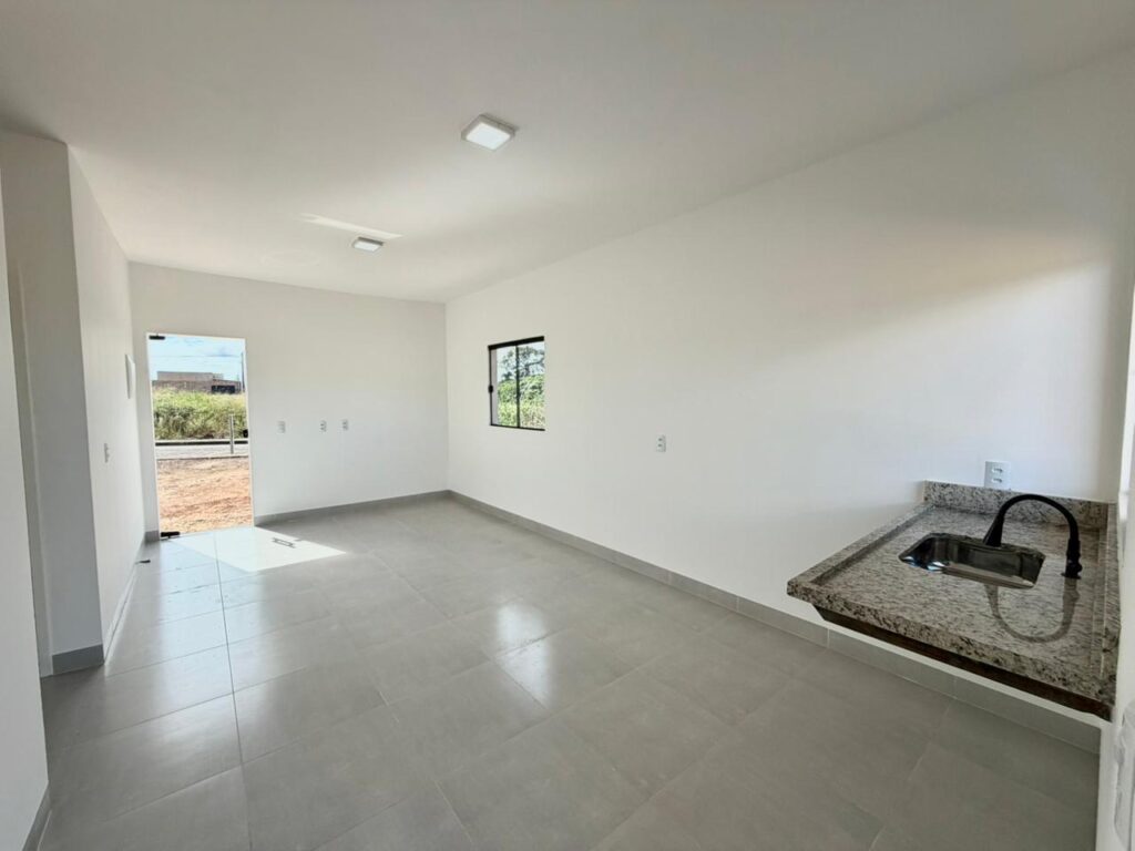 Residencial Viena – Casa Nova