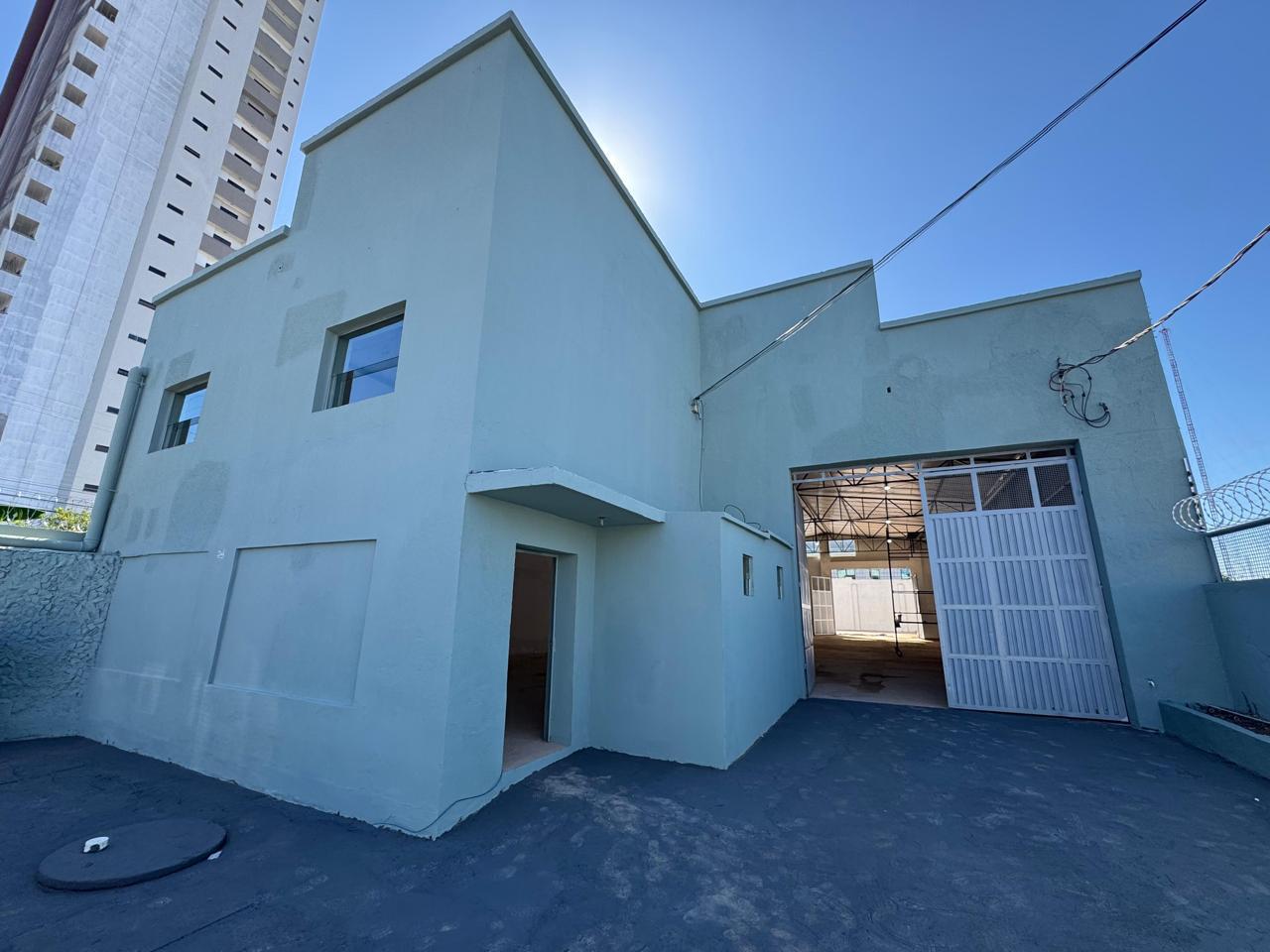 GALPÃO REFORMADO PARA LOCAÇÃO – PRONTO PARA USO