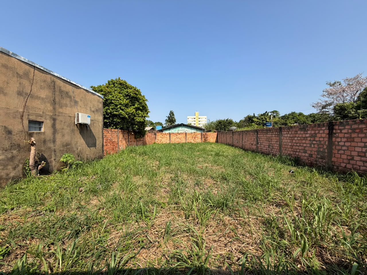 Terreno 12×30 – Bem localizado
