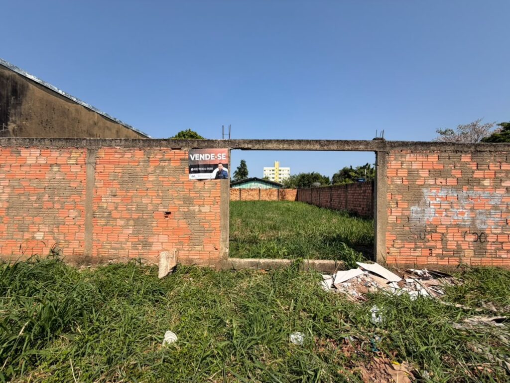 Terreno 12×30 – Bem localizado